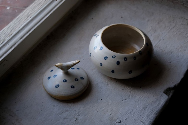Szkatułka ceramiczna